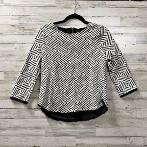 W5 Black and White Geometric Sweater Top